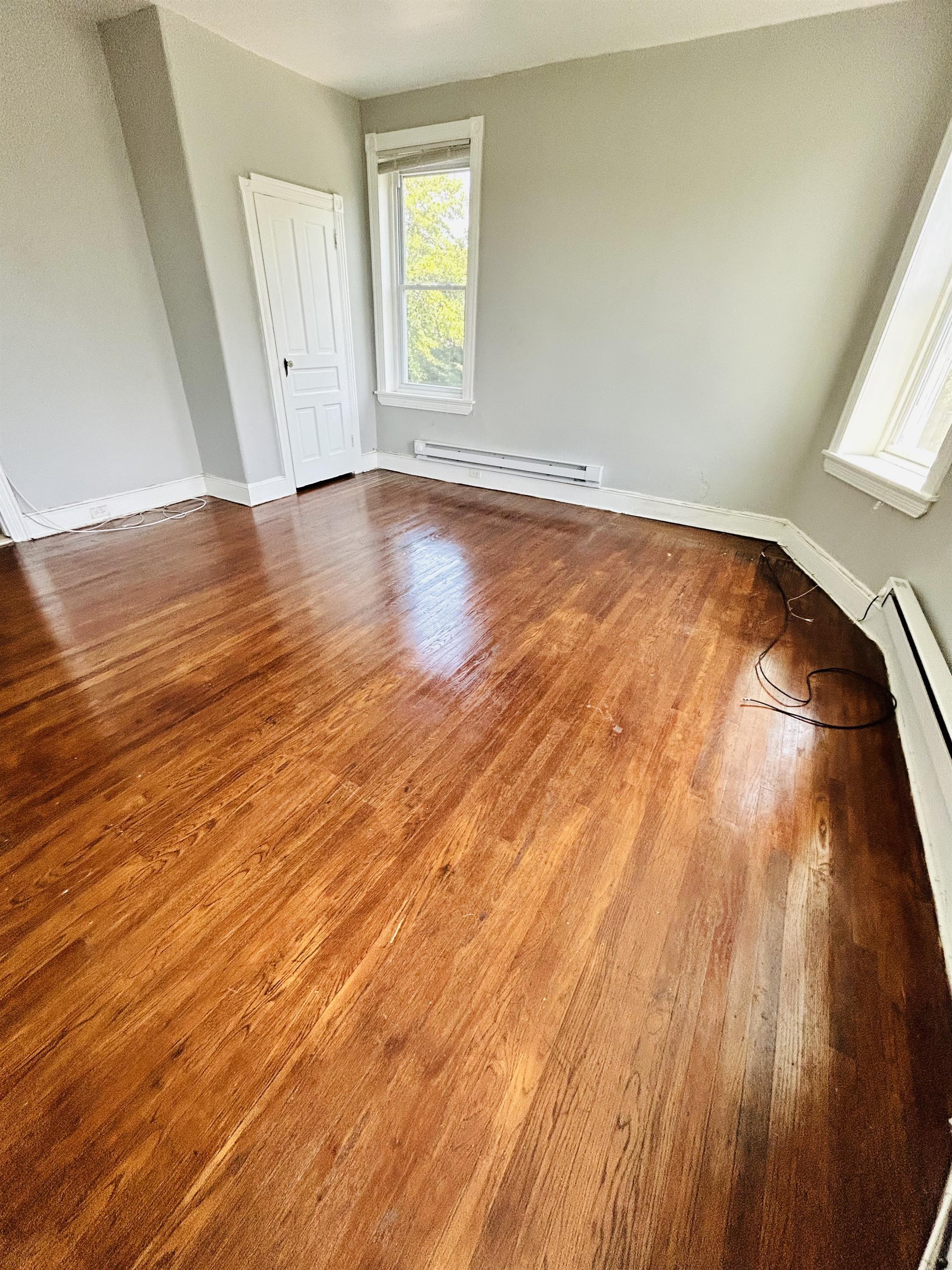 7437 Oxford Avenue - 4